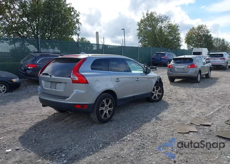 2011 Volvo Xc60 T6/T6 R-Design from USA, damaged, VIN YV4902DZ5B2224901